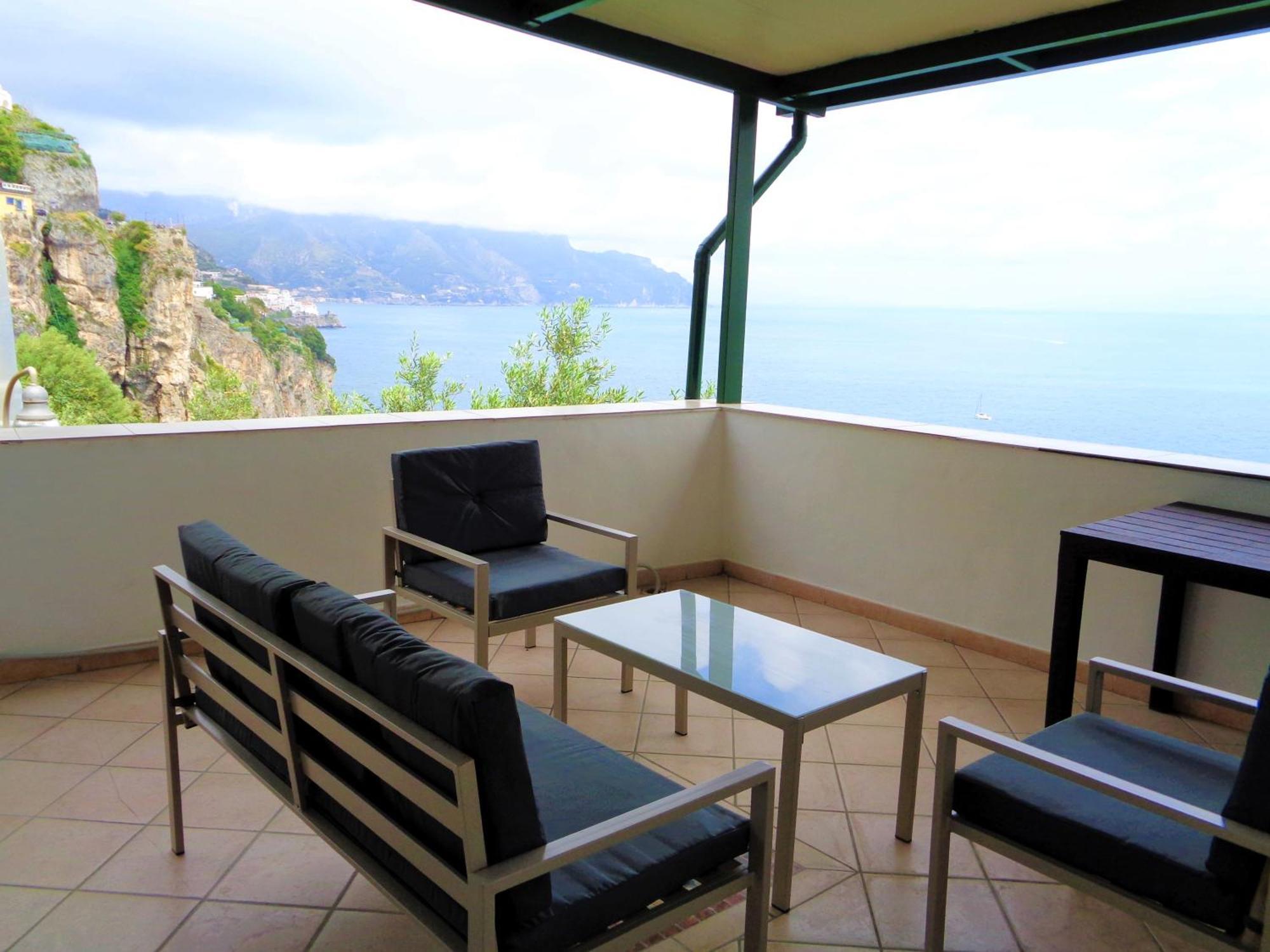 Blue Lagoon Amalfi Exterior foto
