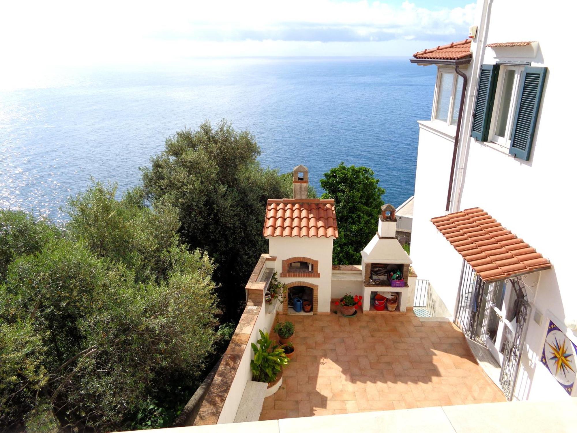 Blue Lagoon Amalfi Exterior foto